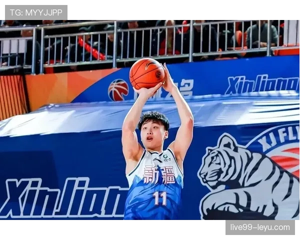 替补奇兵闪耀赛场,关键表现扭转战局助球队逆转 替补奇兵闪耀赛场,关键表现扭转战局助球队逆转