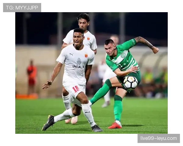 皇马定位球成新赛季进攻利器,实力再现引关注 皇马定位球成新赛季进攻利器,实力再现引关注