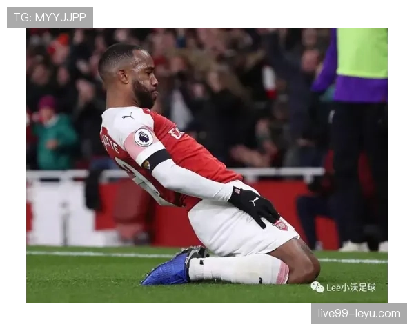 泰勒·哈伍德-贝利斯持续闪耀英超赛场，助球队强势冲击联赛冠军